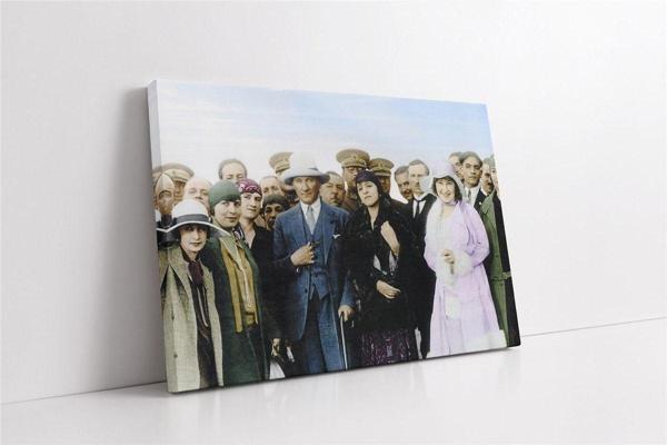 Tablosan Atatürk 5 Aralık Kadın Hakları Günü Kanvas Tablo - Image 1