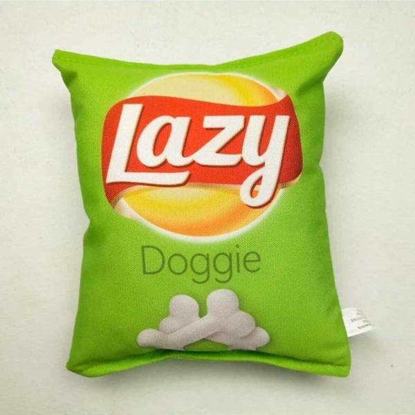 Tineke Cips Dayanıklı Cızırtılı Ve Keti Otlu Kedi Oyuncağı Lazy 1 Adet - Image 1