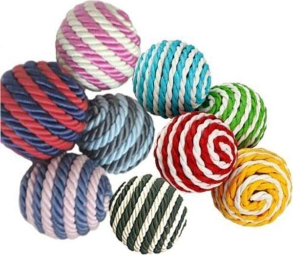 Tineke Ip Sarma Renkli Köpek Oyun Topu 5 Cm ( 1 Adet ) Köpek Oyuncağı - Image 1