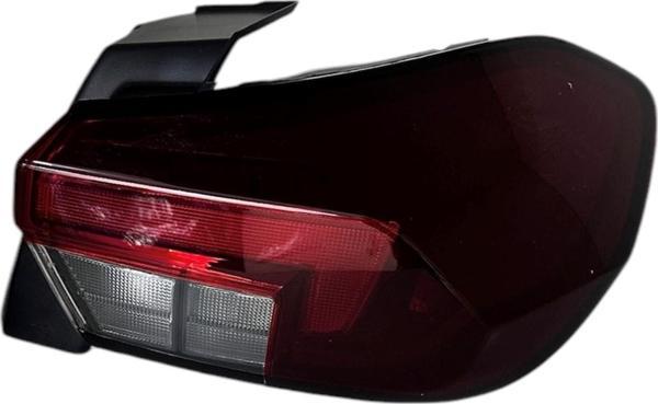 Opel Corsa F Dış Sağ Stop Lambası Ledsiz 2019-2023 - Image 1