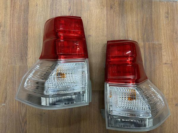 Toyota Land Crusier FJ150 Sağ Sol Stop Lambası 2009-2013 ORJINAL - Image 1