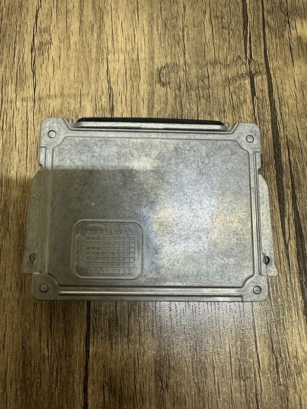 Vw Passat B6 XENON Far Beyini 2006-2011 - Image 1