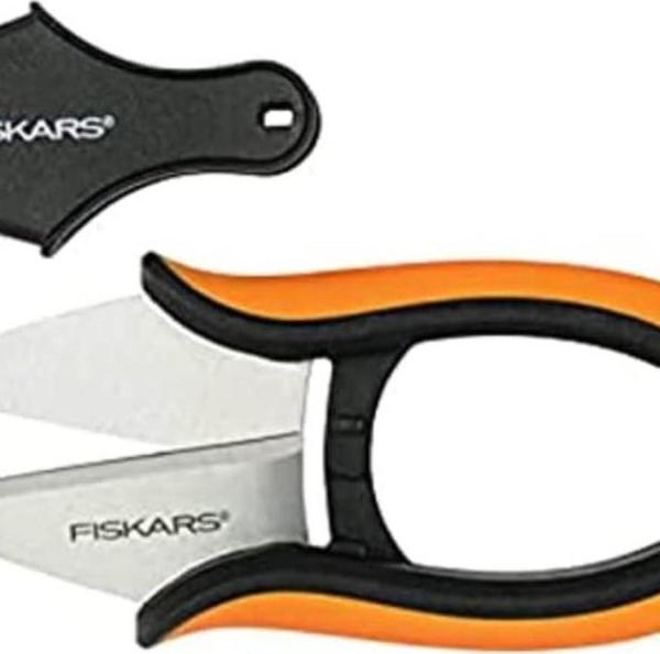 Fiskars 1063326 SP220 Bitki Makası - Image 1