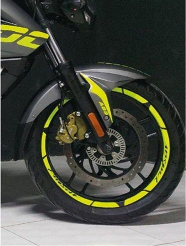 Bajaj NS200 Jant Sticker - Image 1