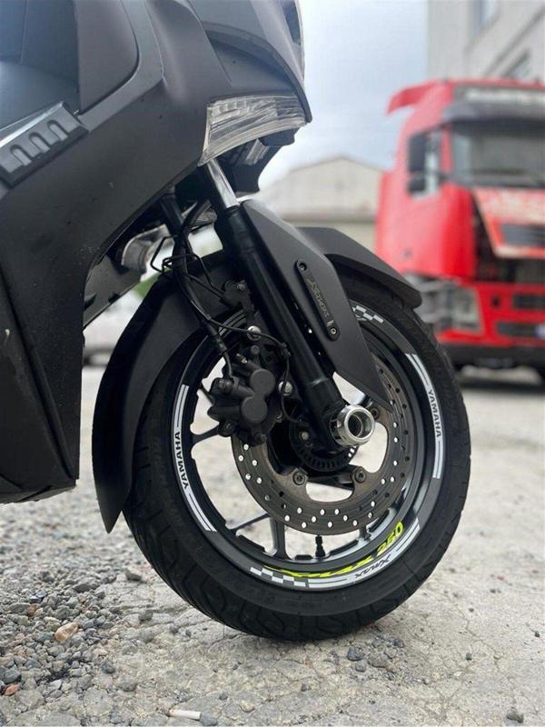 Yamaha Xmax Jant Sticker Etiket Modeli - Image 1