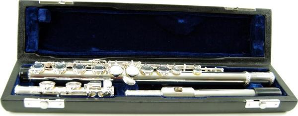 Sesenta Yan Flüt Gümüş SSF850SV - Image 1