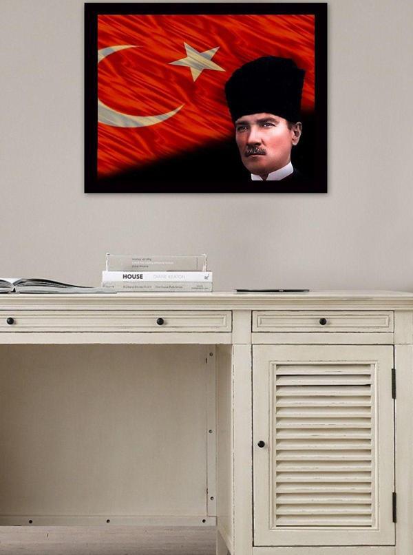 Tablo Center Siyah Çerçeveli Atatürk Tablosu 40 cm x 55 cm - Image 1