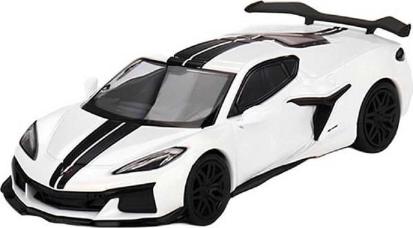 1:64 Diecast Chevrolet Corvette Z06 2023 Arctic White Mini GT Model Araba - Image 1