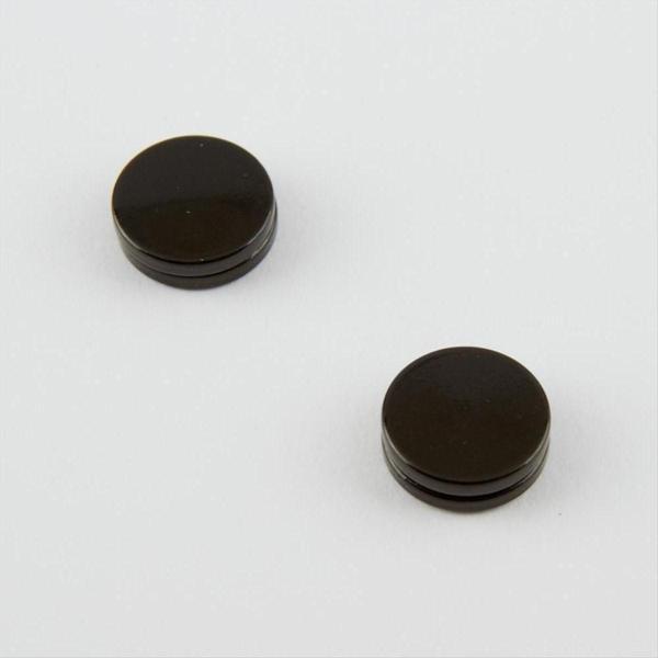 Kadın Siyah 1,2 cm Yuvarlak Figürlü Mıknatıslı Çelik Küpe - Image 1