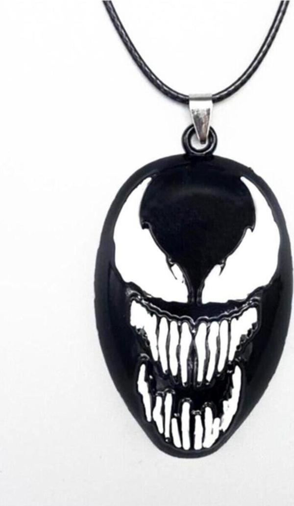 Spiderman Örümcek Adam Venom Siyah Avengers Marvel Metal Kolye - Image 1