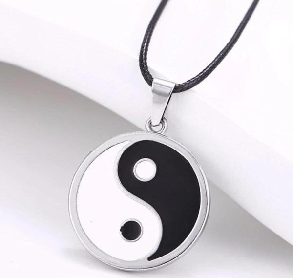 Naruto Japon Anime Kolye Unisex - Image 1