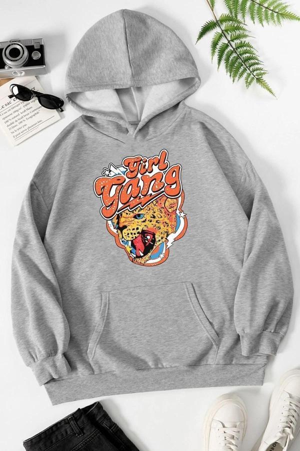 Gril Gang Baskılı Sweatshirt - Image 1