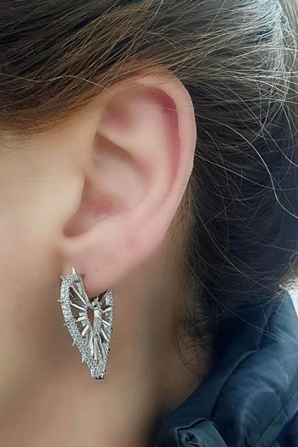 Pırlanta Işıltısında Zirkon Taşlı İtalyan 925 ayar Gümüş Kalp Halka Küpe - Image 1