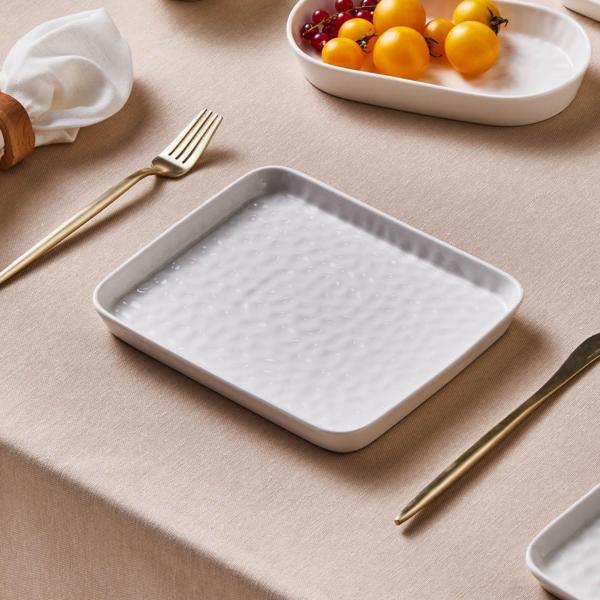 Karaca x Refika Bembeyaz Pasta Tabağı 19 cm - Image 1