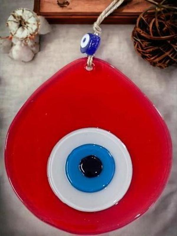 Mavi Nazar Boncuklu Şeffaf Kırmızı Renk Nazar Boncuklu Damla Desen El Yapımı Duvar Süsü - Image 1
