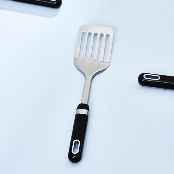 Karaca Mastermaid Oluklu Spatula Siyah - Image 1