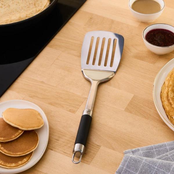 Karaca Mandy Çelik Oluklu Spatula 25 Cm - Image 1