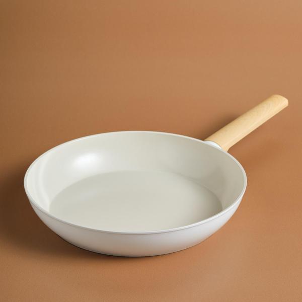 Karaca x Refika Swiss Crystal Almond Cream 30 cm Tava - Image 1