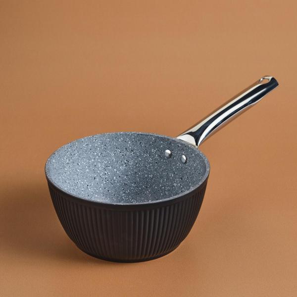 Karaca Biogranit Lopus Sütlük/Sosluk 18 Cm Siyah - Image 1
