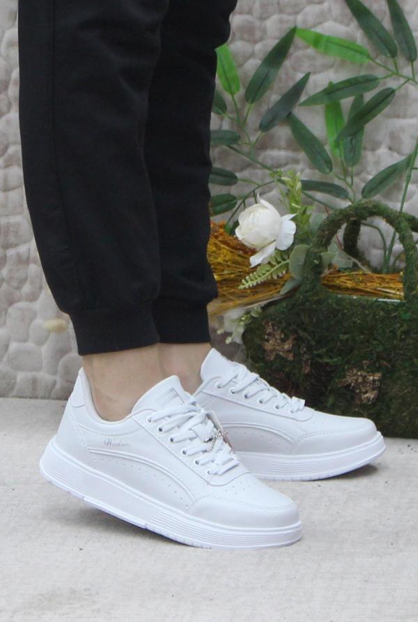 Fort Wks 2765 Beyaz Hafif Rahat Sneaker Kadın Spor Ayakkabı - Image 1