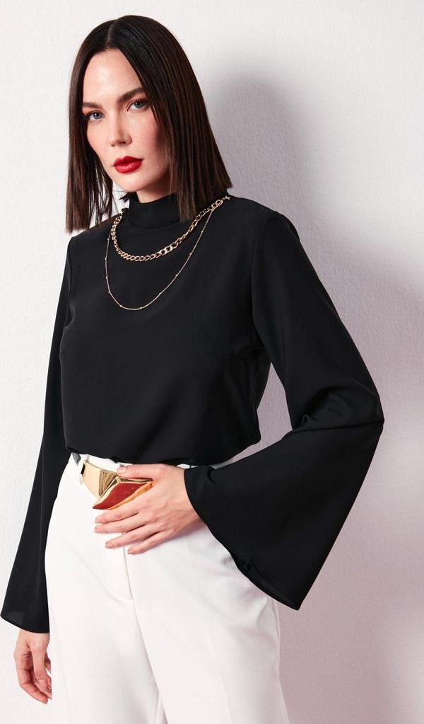 Kolyeli İspanyol Kol Bluz - SİYAH - Image 1