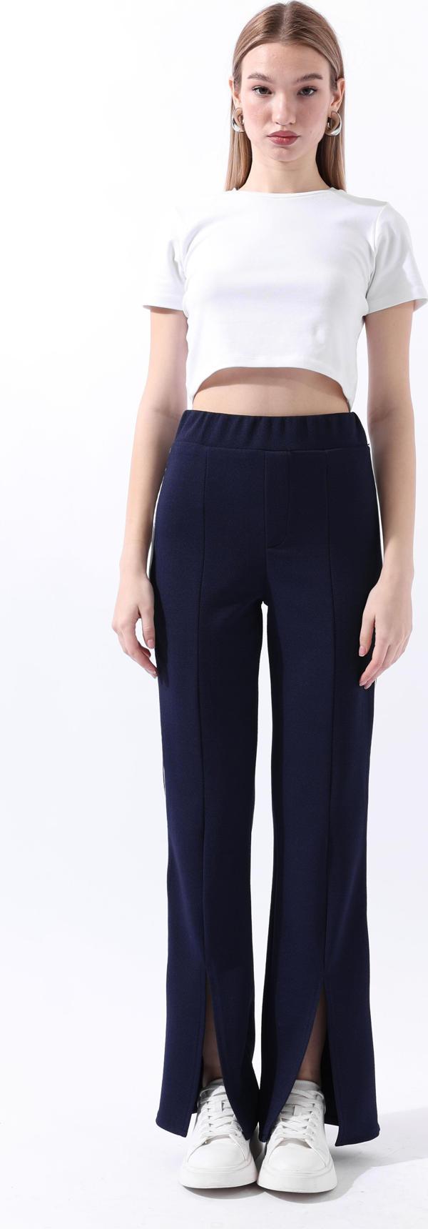 Paçası Yırtmaçlı Pantolon Lacivert 36257 - Image 1
