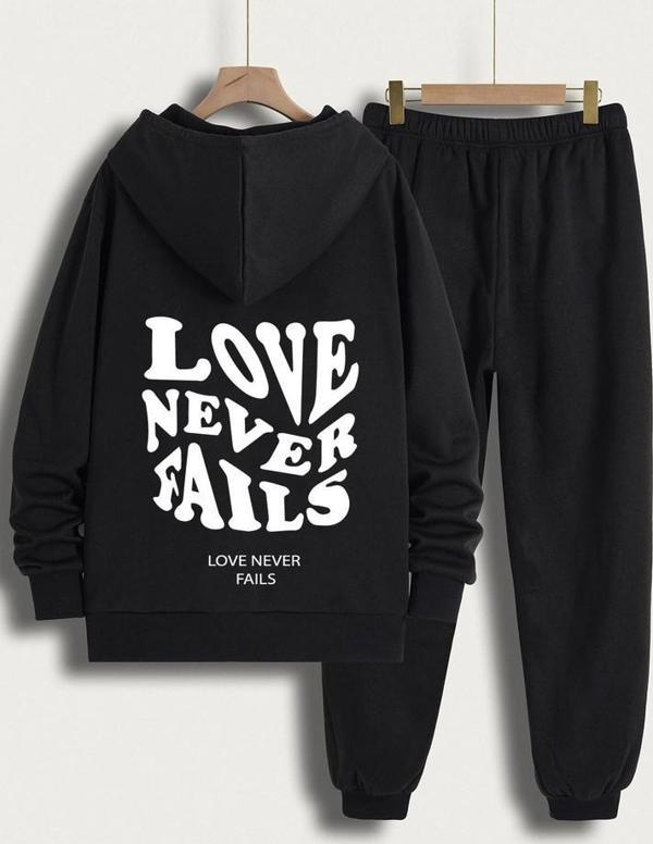 Unisex Love Never Fails Baskılı Eşofman Takımı - Image 1
