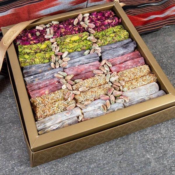 Fitil Antep Fıstıklı Karışık Çeşnili Lokum 800 G Lüks Kutu - Image 1