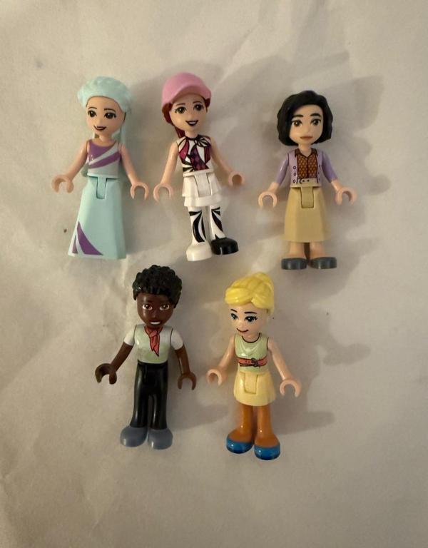 Orjinal Lego Friends Minifigür 5'li Set - Image 1