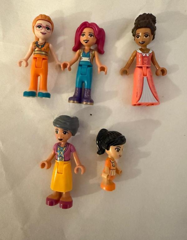 Orjinal Lego Friends Minifigür 5'li Set - Image 1