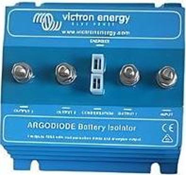 Victron Energy Akü İzalatörü  180 Amper Üç Çıkış - Image 1