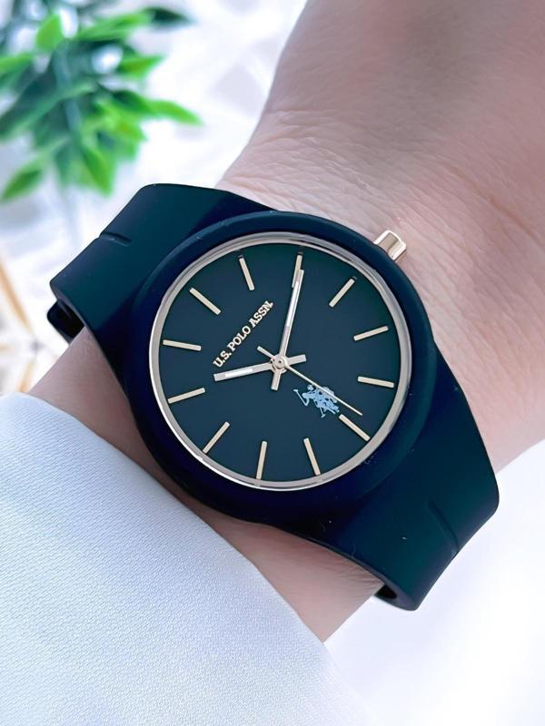 U.S.POLO ASSN Silikon Kordon 3 Atm Suya Dayanıklı Spor Kadın Kol Saati U.SPA.2101.B5 - Image 1