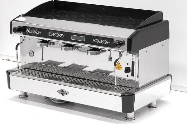 Empero Otomatik Capuccino Espresso Makineleri 3 Gruplu EMP.CPC.3GB-D - Image 1