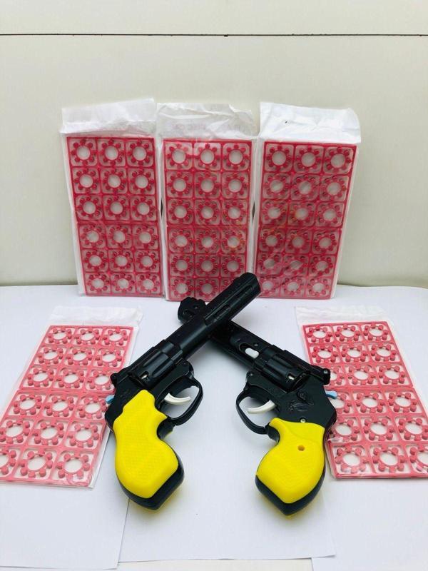 PeriYedi Smith Wesson 8 Patlar 2 Adet Kapsül Pat Pat Tabanca Ve 90 Adet Kapsül - Image 1