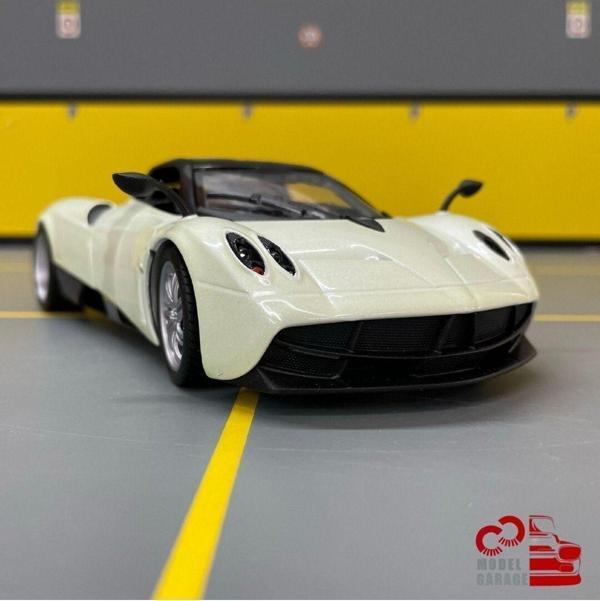PeriYedi Pagani Huayra 1/24 Ölçek Diecast Metal Model Araba - Image 1