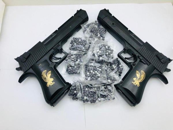Shem 2 Adet Çöl Kartalı (Desert Eagle) Ve 30 Paket Boncuk. - Image 1