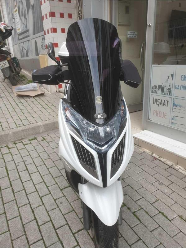Kymco G Dink 150 250i Siperlik Ön Cam 2013 Model 66cm Siyah Renkli 4mm - Image 1