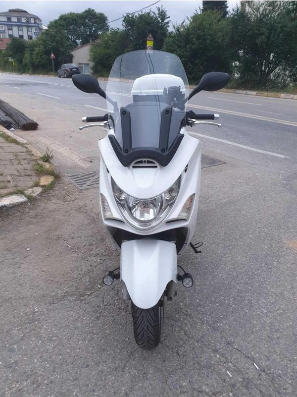 Kymco Xciting 250 500 İ Siperlik Ön Cam 2008 2012 Model 62cm Şeffaf Renkli 4mm - Image 1