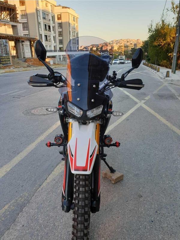 Arora CR 250 Siperlik Ön Cam 2024 Model 55cm Açıkfüme Renkli 4mm - Image 1