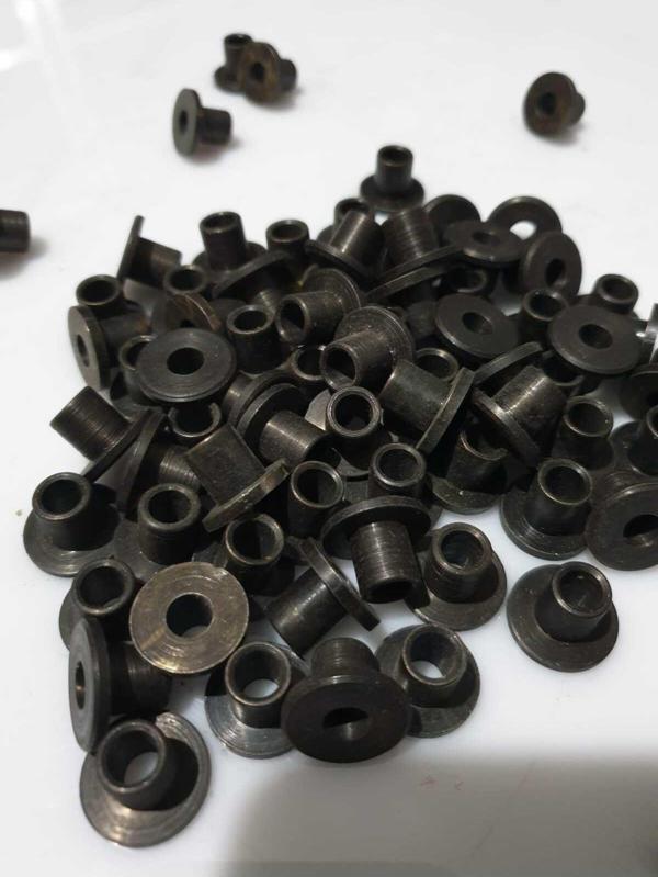 Motosiklet Camı Burç seti 16x11x7mm (10 Adet) - Image 1