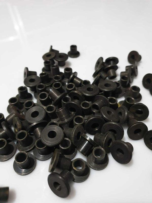 Motosiklet Camı Burç seti 16x11x7mm (3 Adet) - Image 1