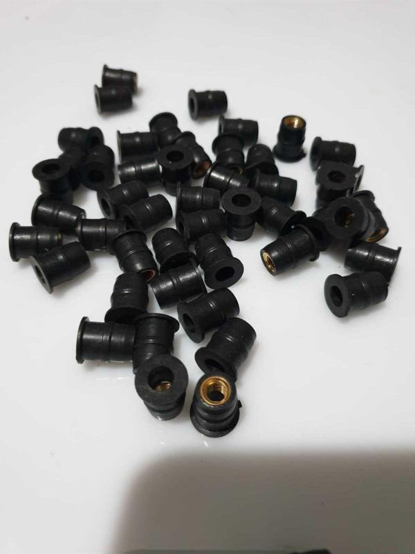 Motosiklet Siperlik Ön Cam Somunu ( M6 ) (25 Adet) 6x11x13mm - Image 1