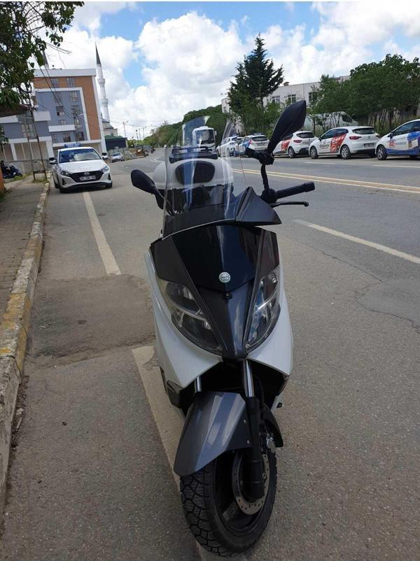 Benelli Zafferano 250 Siperlik Ön Cam 2015 2016 Model 48cm Şeffaf Renkli 4mm - Image 1