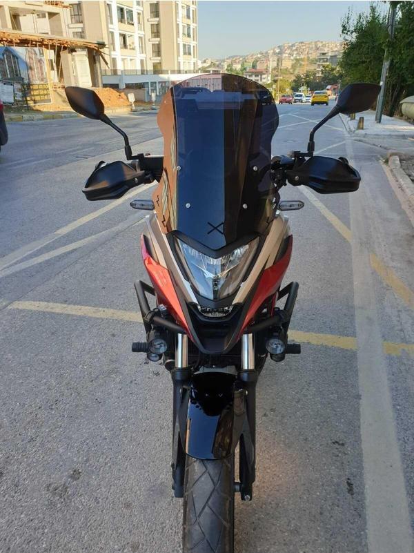 Honda Nc 700 750 X Siperlik Ön Cam 2021 2024 Model 50cm Siyah Renkli 4mm ORTA BOYLU CAM - Image 1