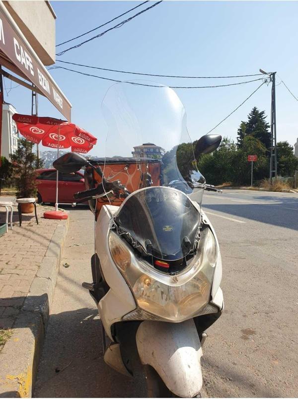 Honda Pcx Siperlik Ön Cam 2011 2013 Model 83cm Şeffaf Renkli 4mm UZUN CAM - Image 1