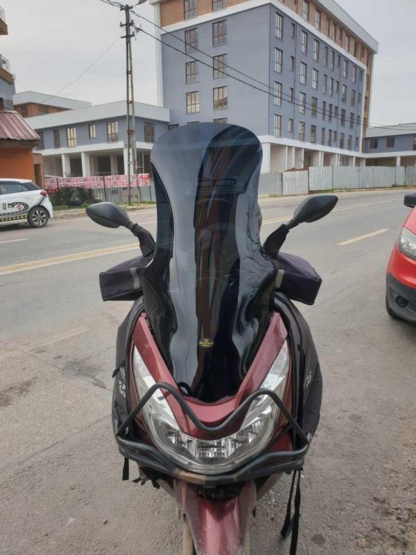 Honda Pcx Siperlik Ön Cam 2014 2017 Model 83cm Siyah Renkli 4mm UZUN CAM - Image 1