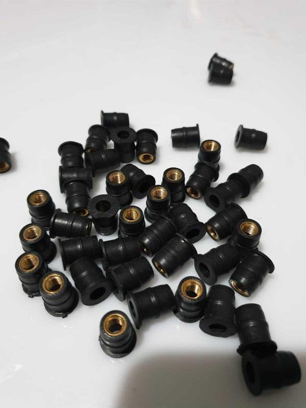 Motosiklet Siperlik Ön Cam Somunu ( M5 ) (14 Adet) 5x10x13mm - Image 1
