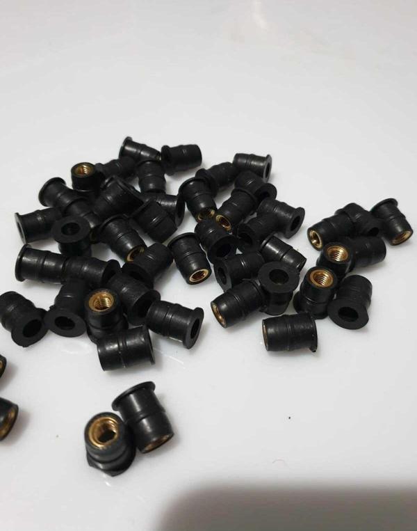 Motosiklet Siperlik Ön Cam Somunu ( M5 ) (25 Adet) 5x10x13mm - Image 1