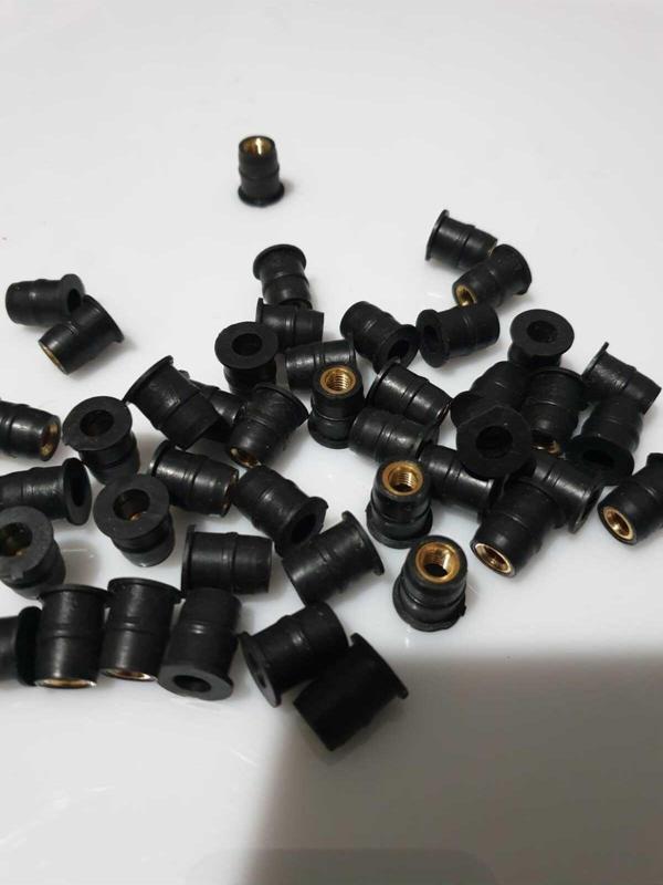Motosiklet Siperlik Ön Cam Somunu ( M6 ) (10 Adet) 6x11x13mm - Image 1