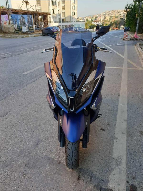 Kymco Downtown 250i Siperlik Ön Cam 2016 2024 Model 60cm Açıkfüme Renkli 4mm BOY - Image 1